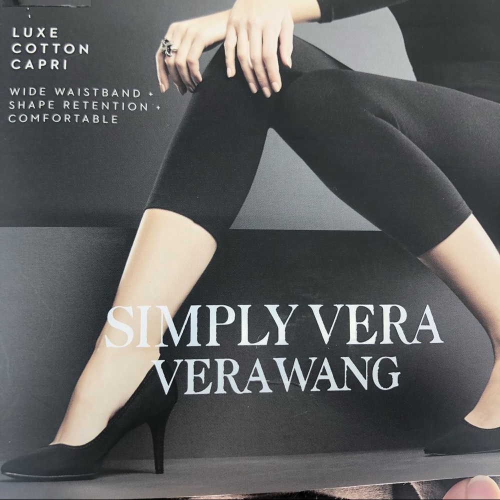 Simply Vera Vera Wang Medium Brown Luxe Cotton Capri Shape Retention Leggings